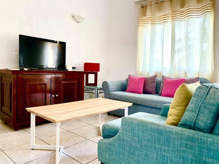 Apt Terrasse Bord De Mer & Piscine / Flic-en-Flacq Екстериор снимка